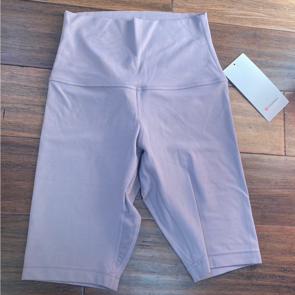 Lululemon Women's Super High-Rise Shorts 10” VIVB